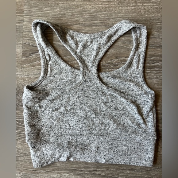 Comfortable gray tank top - Picture 2 of 3